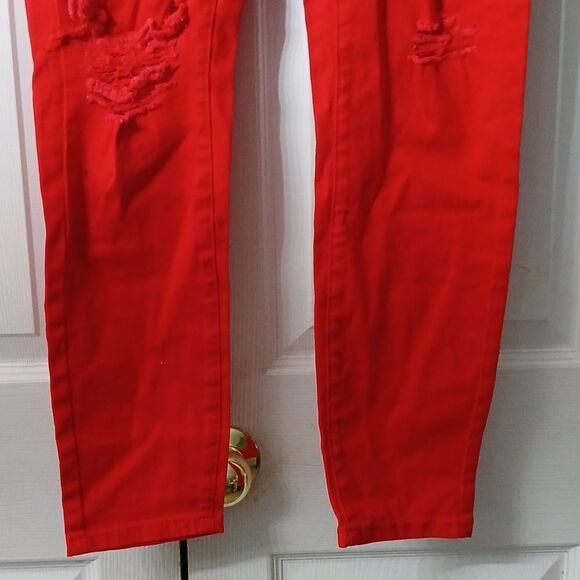 Shein Curve red distressed jeans Sz 0XL (14) NWOT - Picture 2 of 5